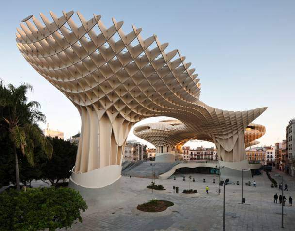 The World’s Largest Wooden Structure Appears in Seville