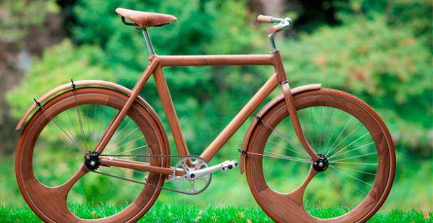 Dutch Designer Rolls Out Wooden Bikes