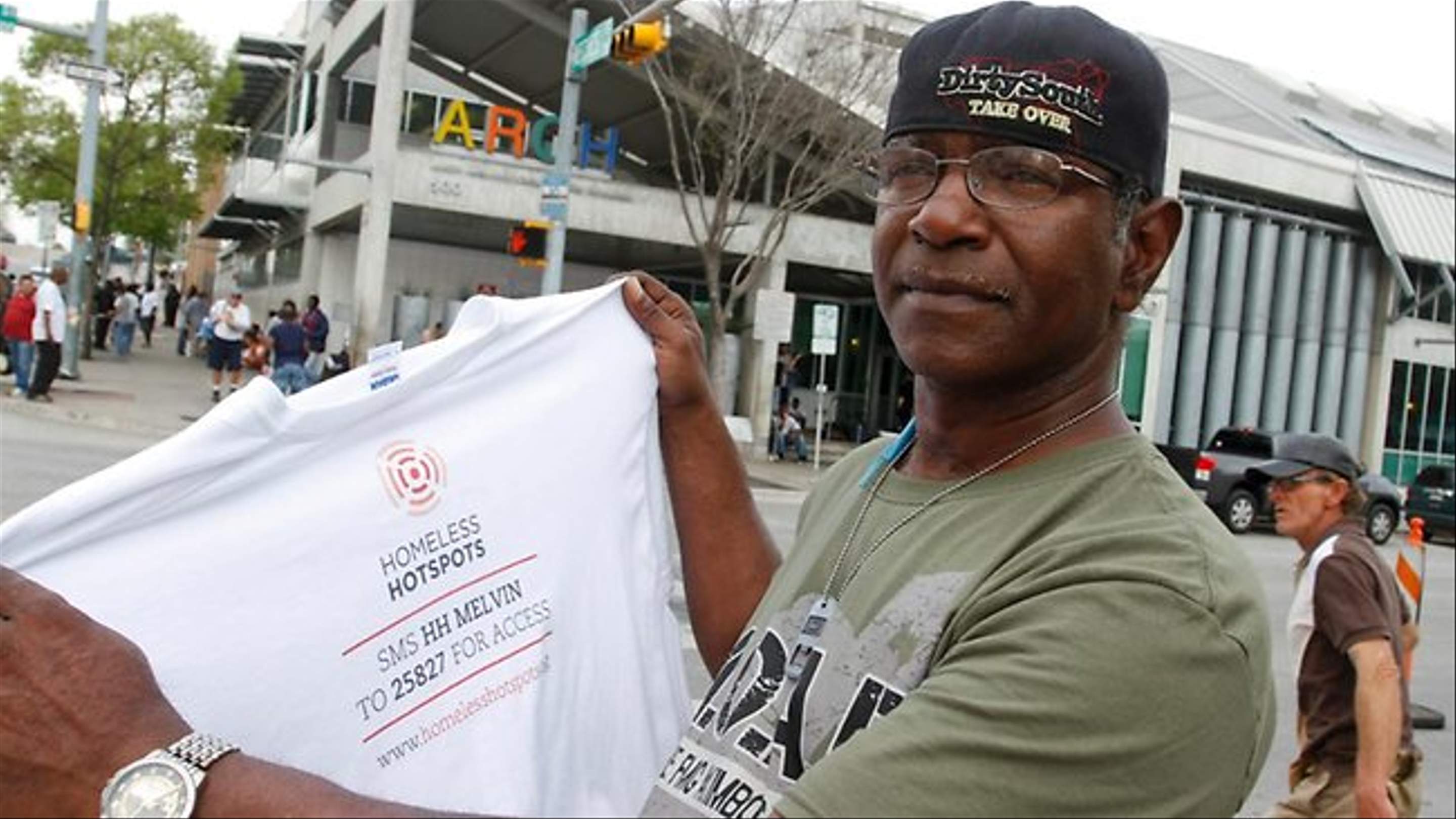 Homeless People Used as WiFi Hotspots at SXSW - Concrete Playground