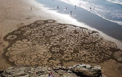 Background image for Artist Creates Large-Scale Sand Art