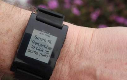 Background image for Pebble Smart Watch Hits Retail Stores in US