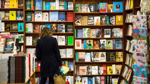 The Best Books to Keep You Entertained This Winter According to Our Writers