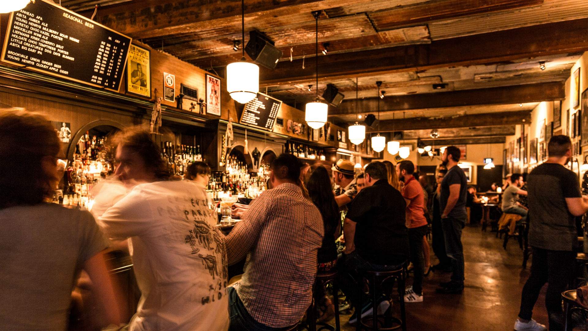 Earl's Juke Joint, Newtown Review