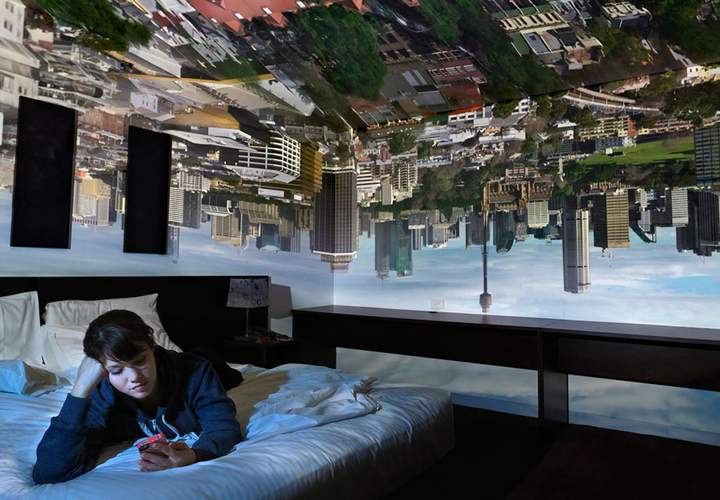 Background image for Stunningly Vivid Camera Obscura Photography Brings the Outside In