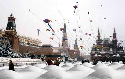 Background image for Second Hinterlands Project Proposes Urban Playgrounds Made From Snow