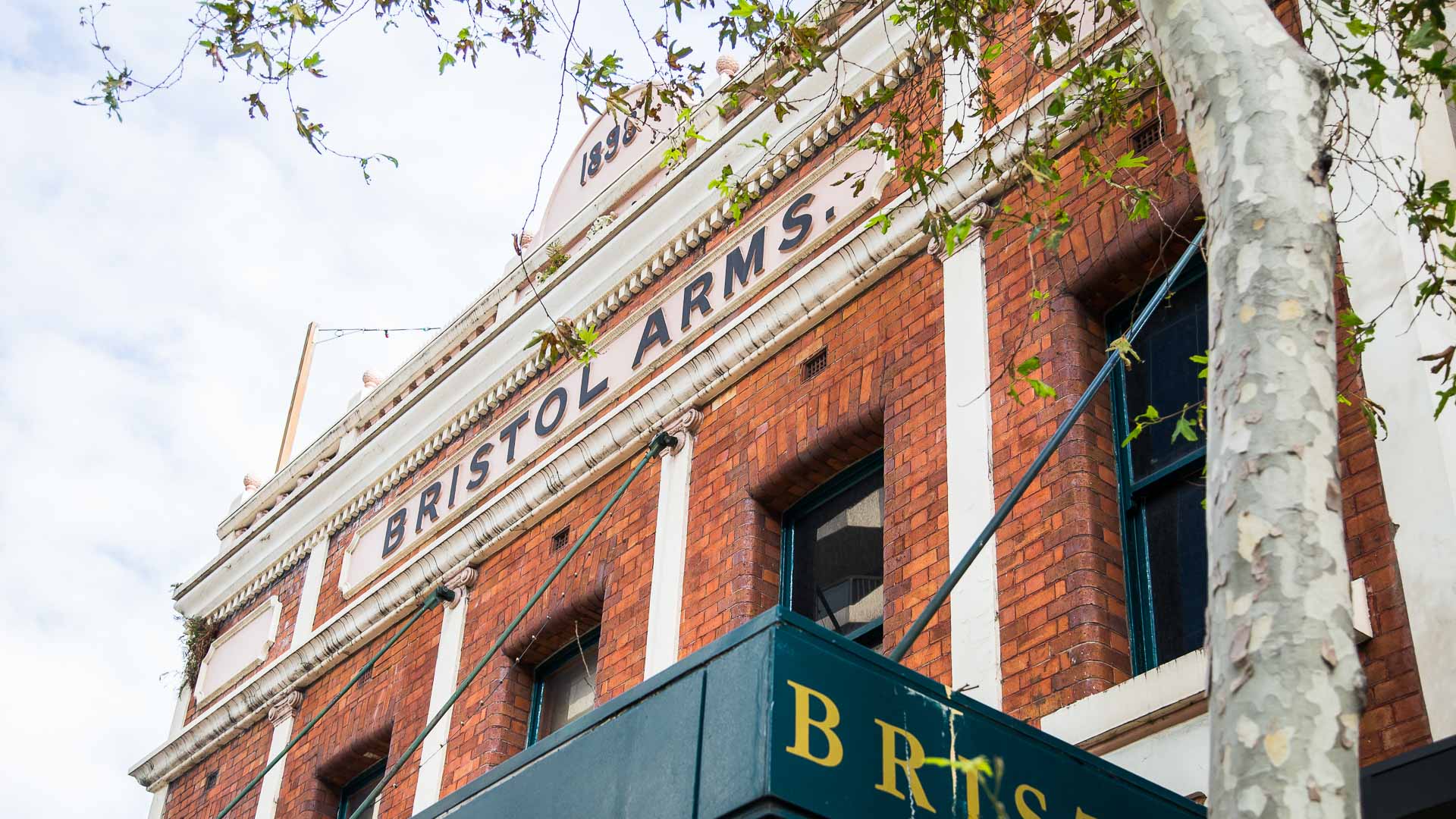 Bristol Arms Hotel - CLOSED