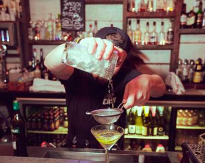 Bartender Bar Tour with Taylor Matthews from Little Easy