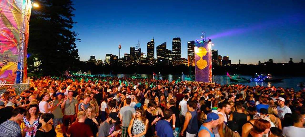Teenager Dies of Suspected Overdose at Sydney’s Harbourlife