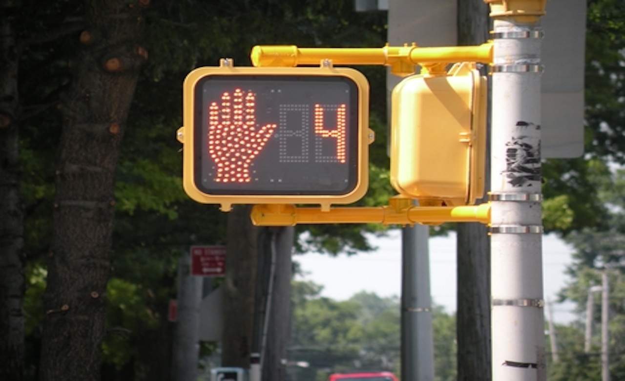 Sydney Gets Pedestrian Countdown Timers, Finally