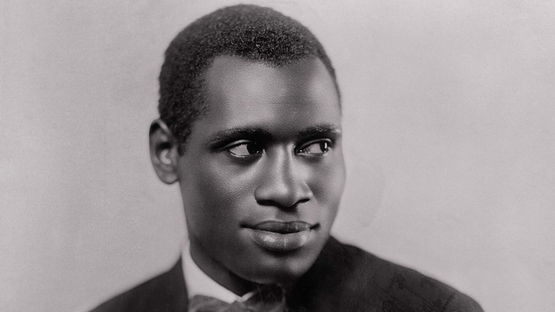 Call Mr Robeson: A Life, With Songs