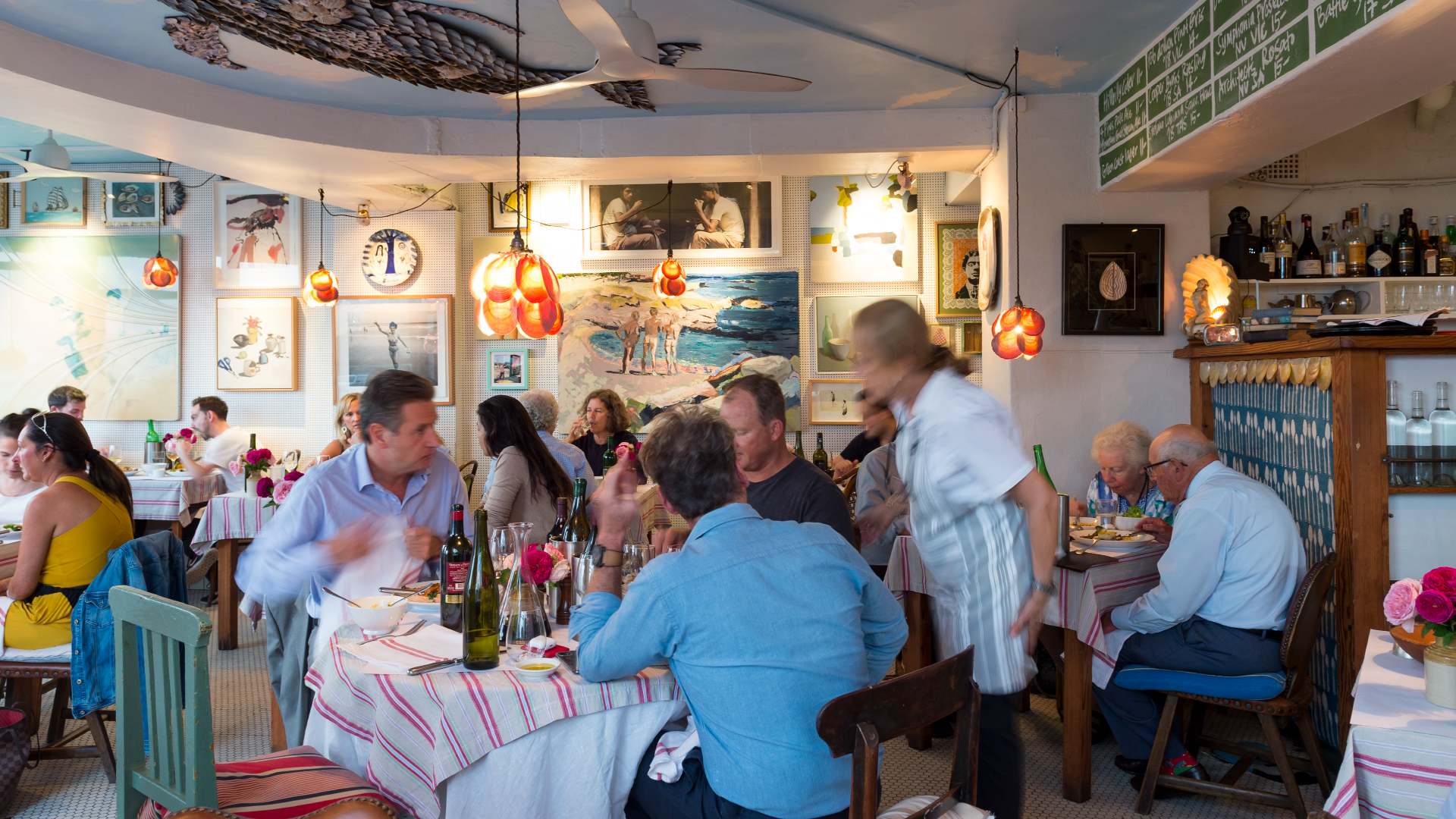 the main dining room at Sean's in Bondi - one of the best restaurants in Sydney - seafood restaurant sydney