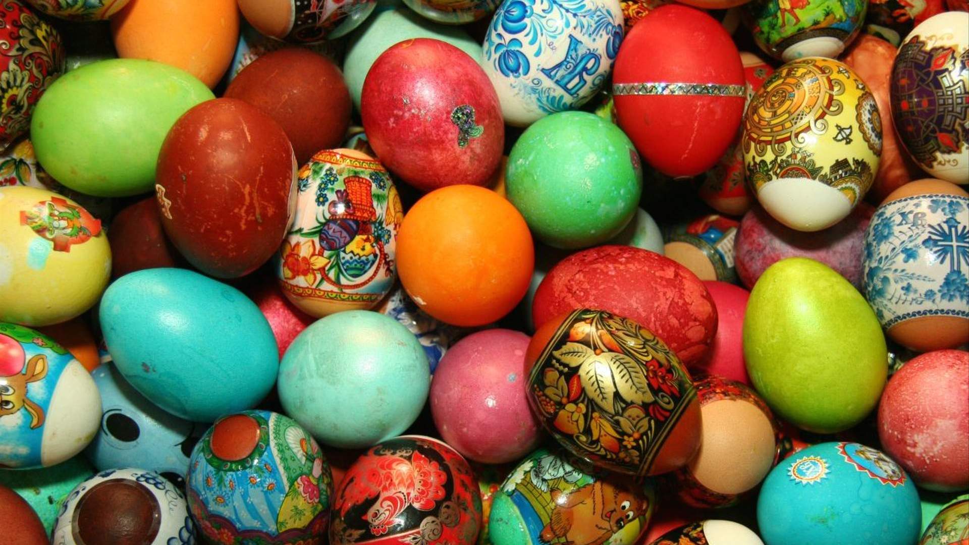 День крашенных яиц. Пасхальное яйцо. Пасхальные яички. Крашеные яйца. Красим яйца на Пасху.