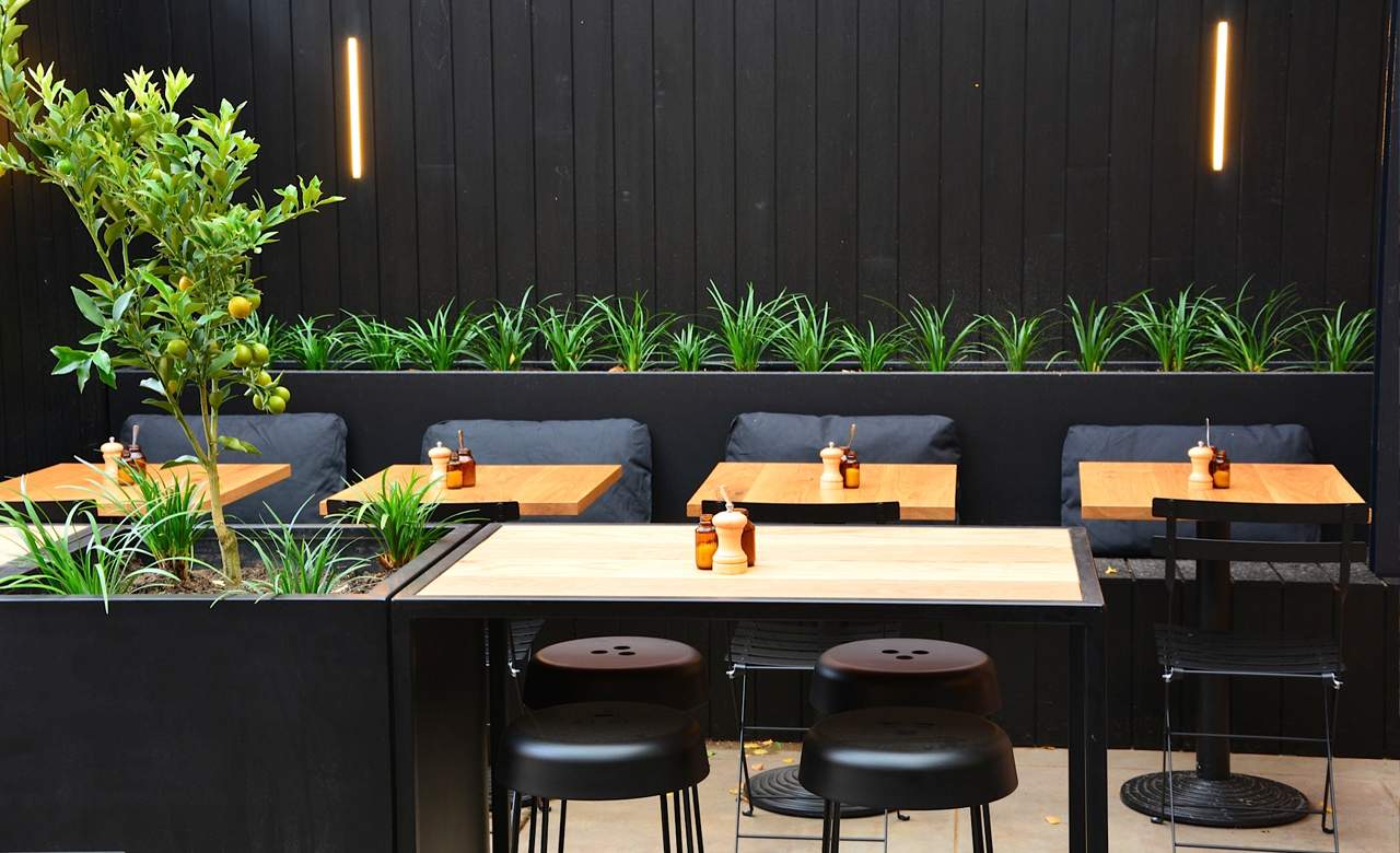 Square and Compass, East Melbourne Review