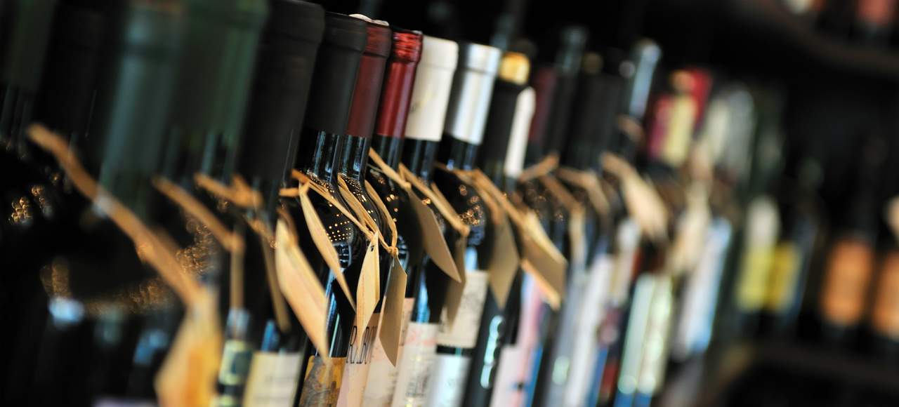 NSW's 10pm Bottle Shop Closing Time Is Under Review