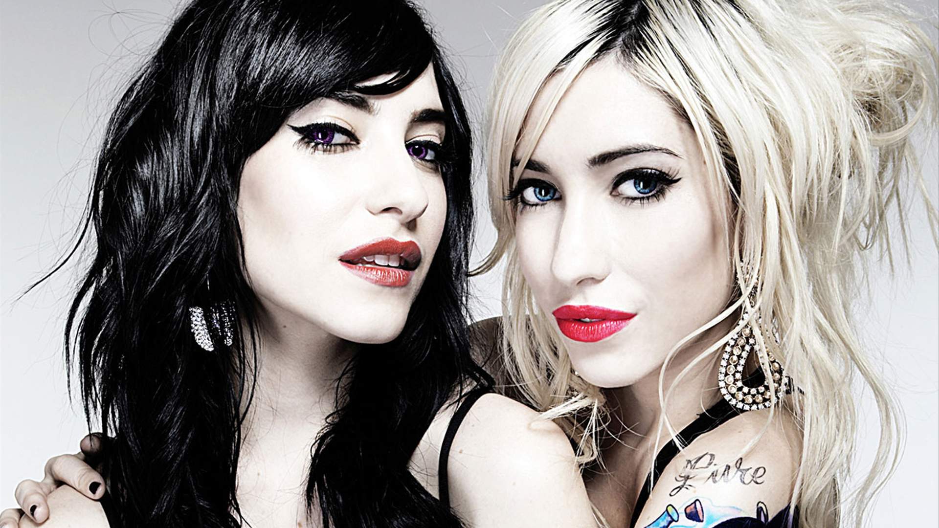 10 Years Of The Secret Life Of The Veronicas Brisbane 
