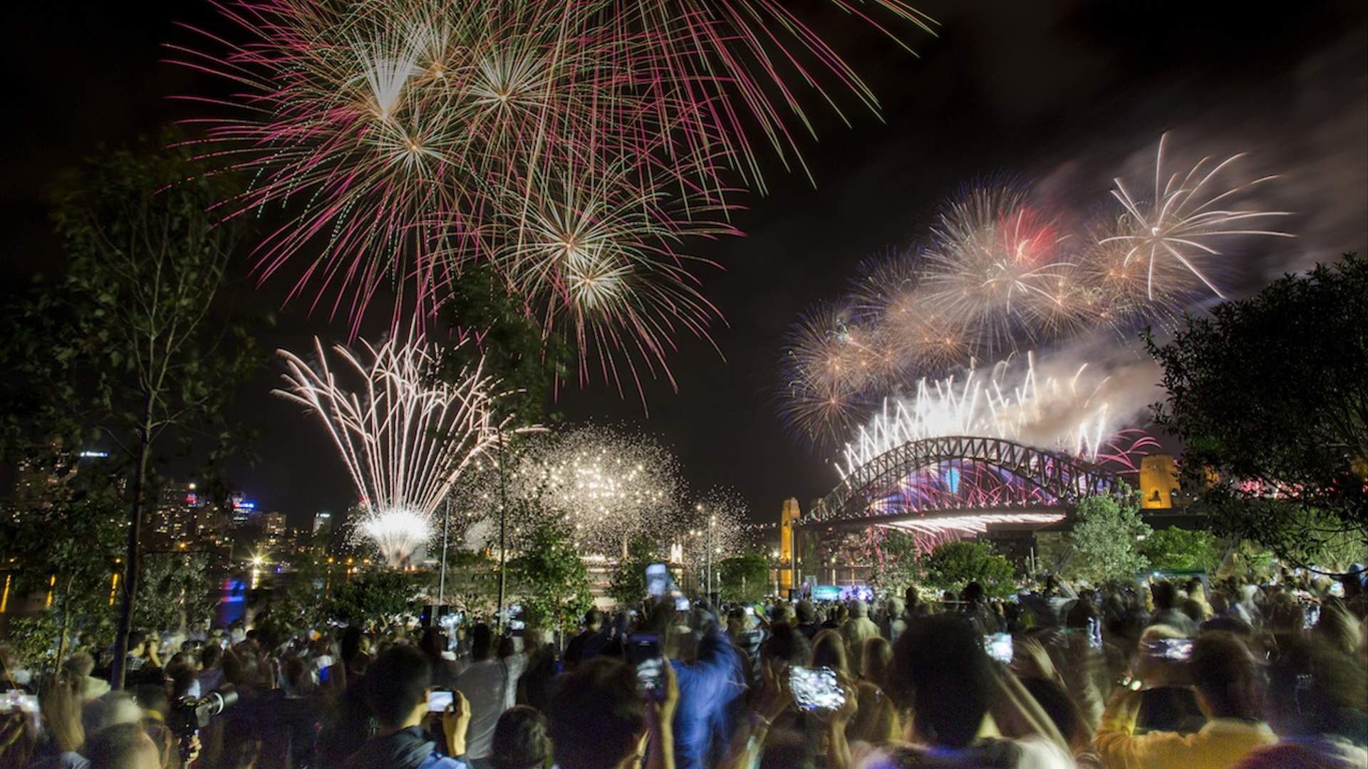 A Huge New Years Eve Party Is Coming to Barangaroo Reserve Park ...