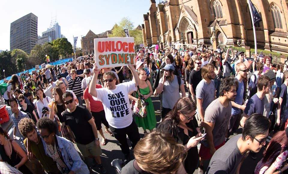 Sydney Will Literally Fight for Their Right to Party In A Huge Anti-Lockouts Protest