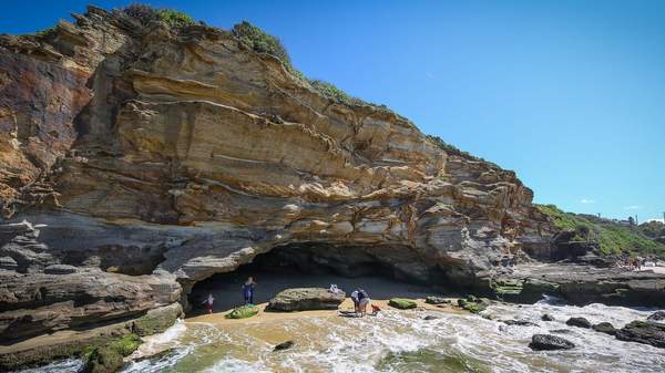 Caves-Beach-Lake-Macquarie-NSW best caves in sydney