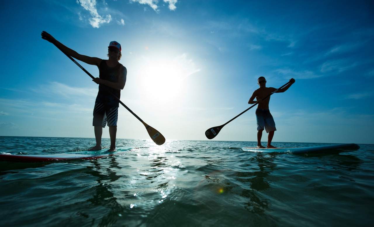 Brunch and Standup Paddleboarding in Manly