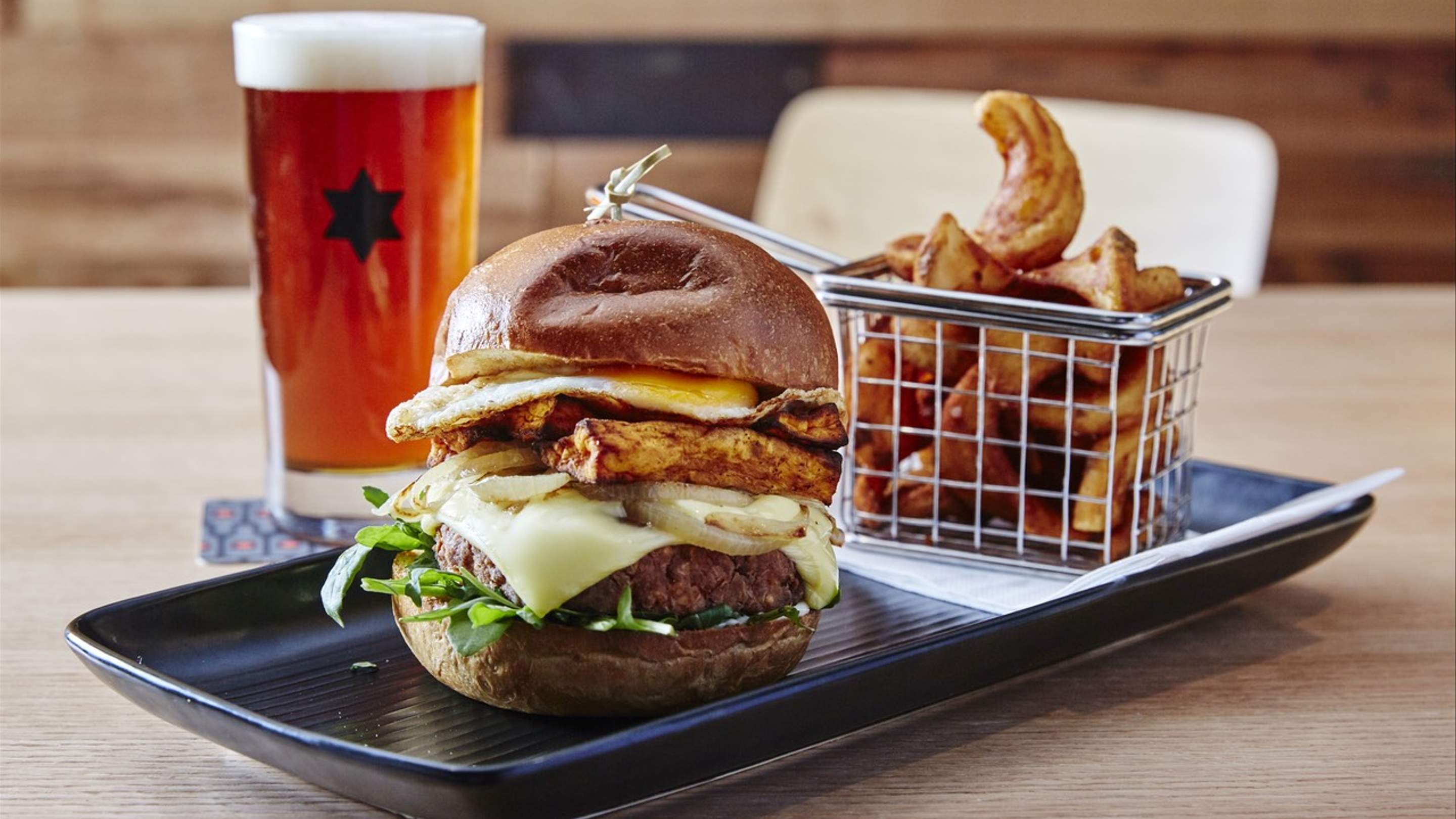 Beer DeLuxe Darling Harbour, King Street Wharf Review