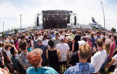 Background image for Laneway Tracks To Send You Into the Weekend