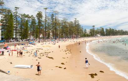 Background image for These Sydney Cafes Will Give You a Free Coffee For Helping Clean Up the Beach