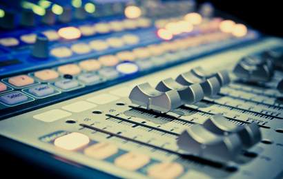 Background image for This Website Is the Airbnb for Matching Musicians with Recording Studios