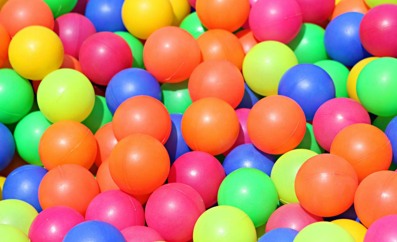 Ball Pit Bars Are the New Pop-Ups For Big Kidults