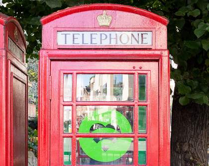 A British Company Is Turning Phone Booths Into Smartphone Repair Shops