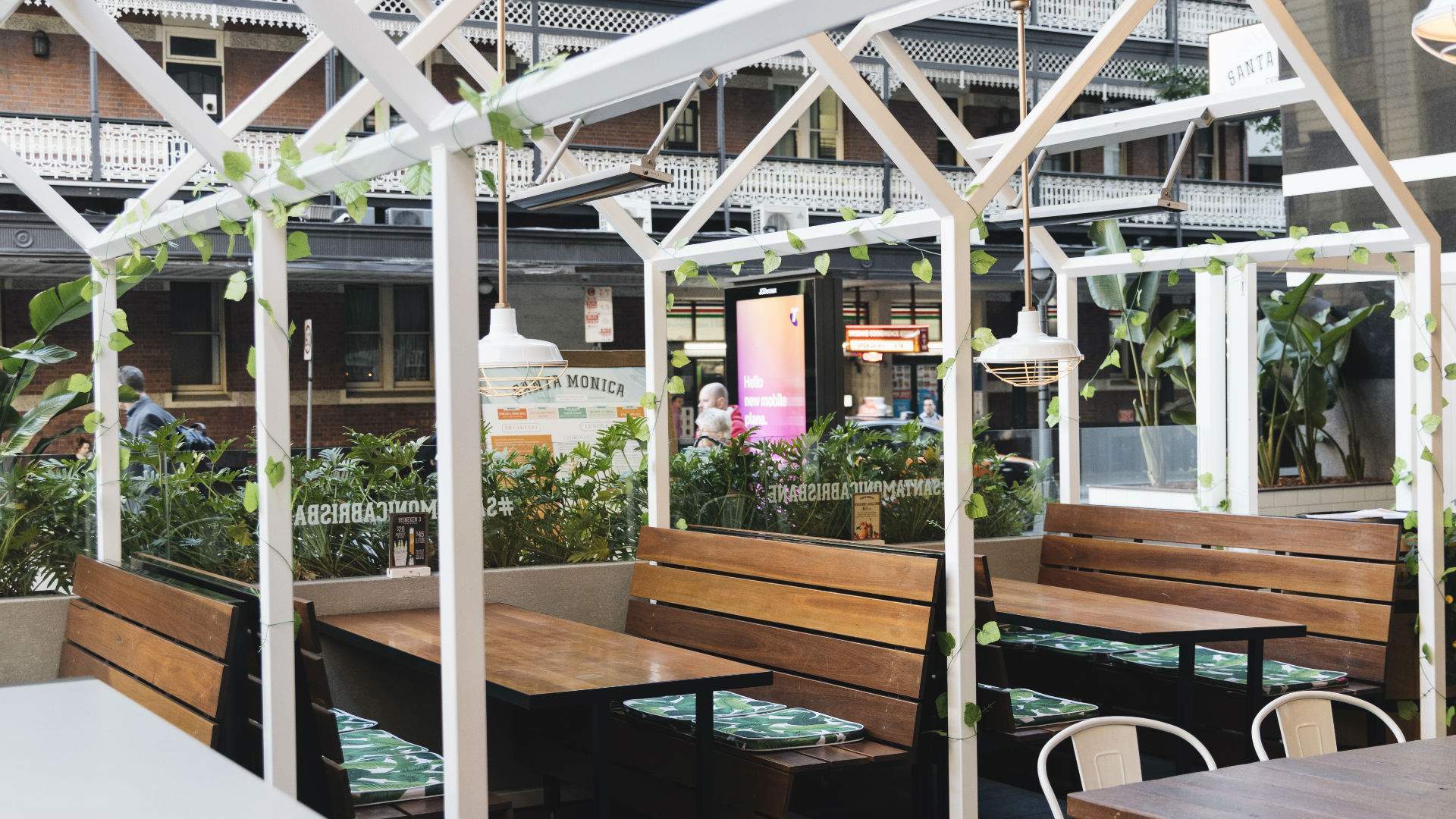 Santa Monica Pizza & Burger Bar, Brisbane City Review