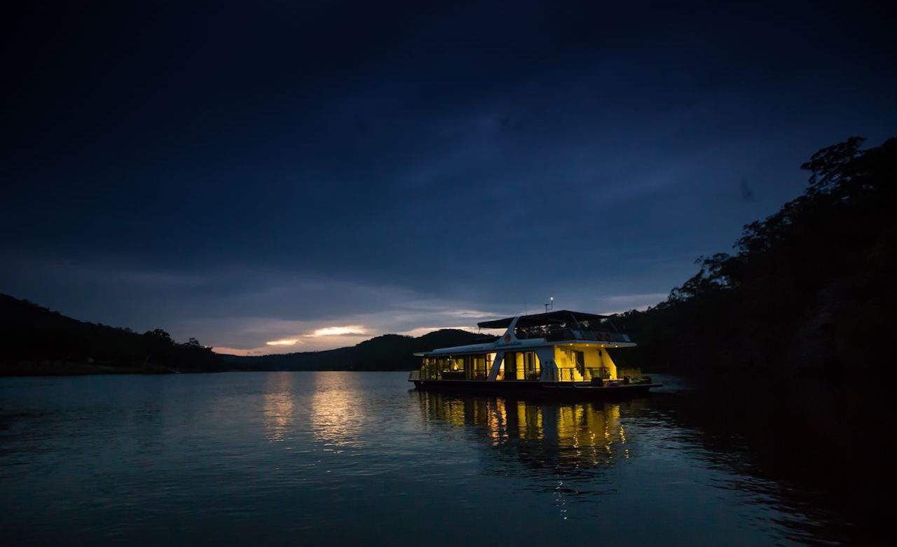 Ten Great Australian Houseboats for a Cruisy Summer Holiday