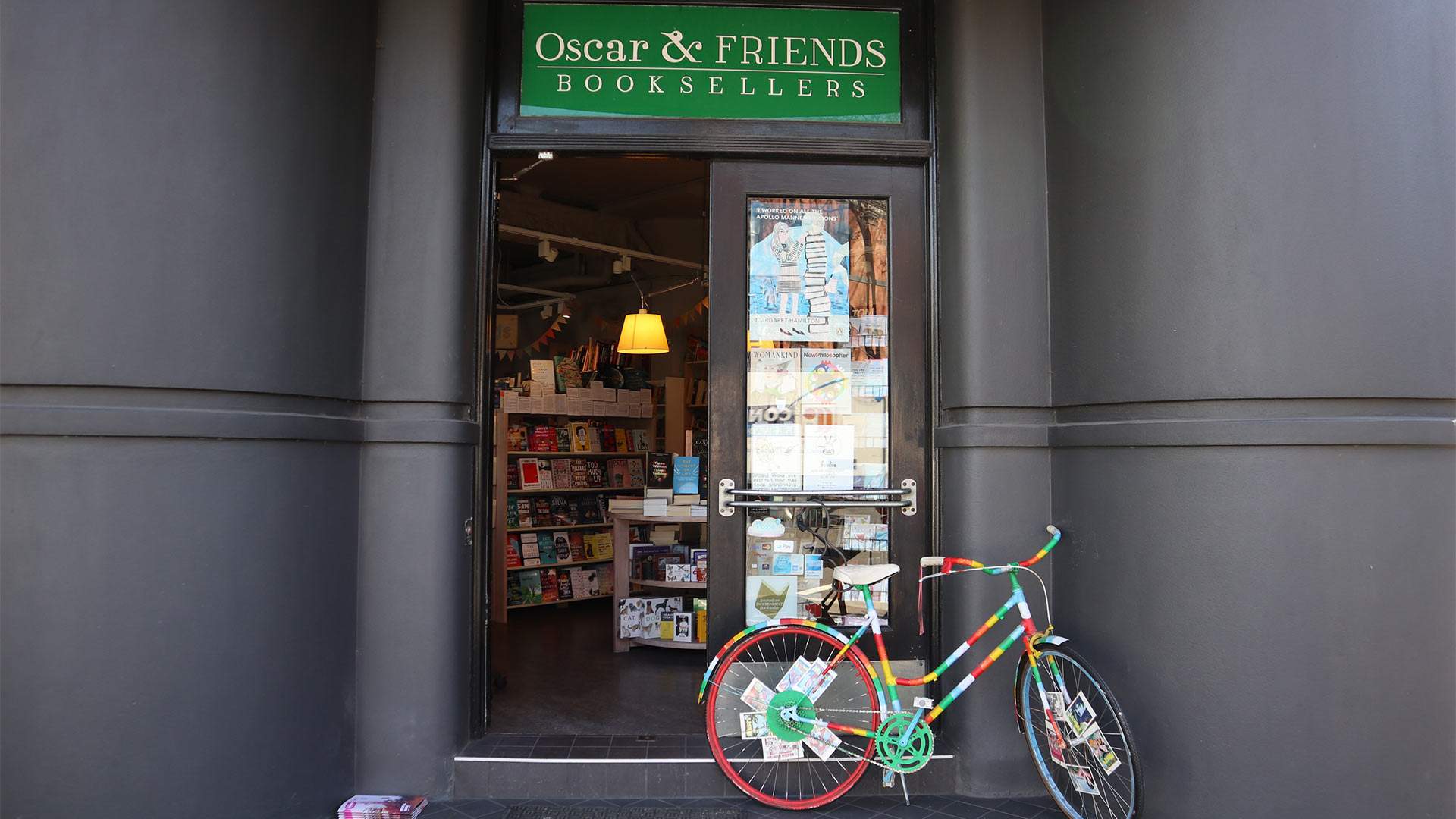Oscar and Friends Booksellers