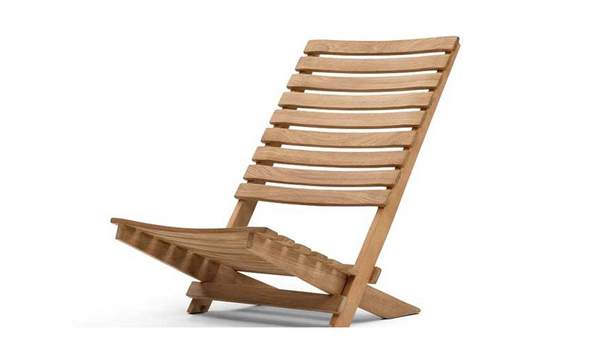 Ten Modern Beach Chairs For People Who Don T Have Time For Sand Concrete Playground