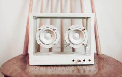Background image for This Transparent Speaker Alerts You When Parts Need Replacing (and Recycles Them)