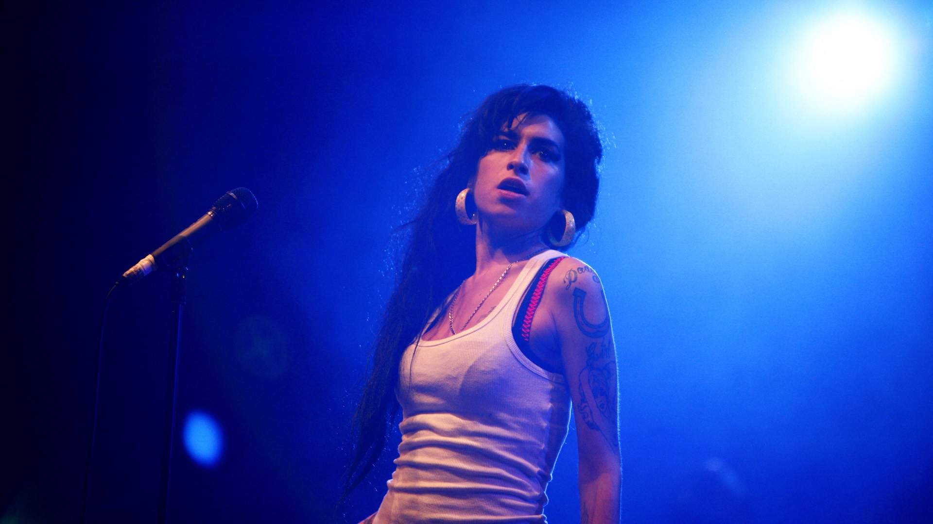 An Amy Winehouse Hologram Is Set to Tour Worldwide in 2019