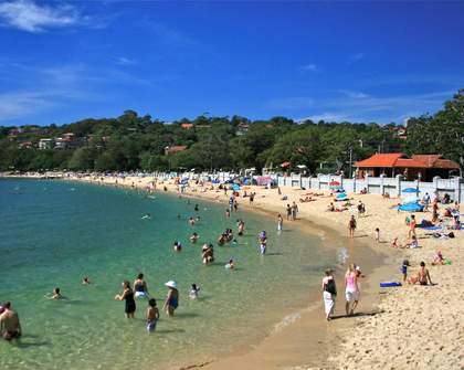 A Guide to Balmoral Beach to Take You From Sunrise to Sunset