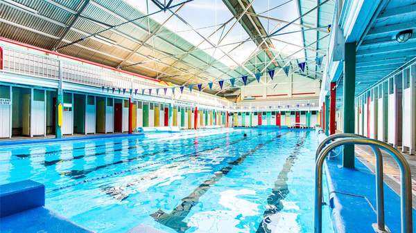 Brisbane City Council’s 22 Public Pools Will Slash Their Entry Fees to  All Summer Long