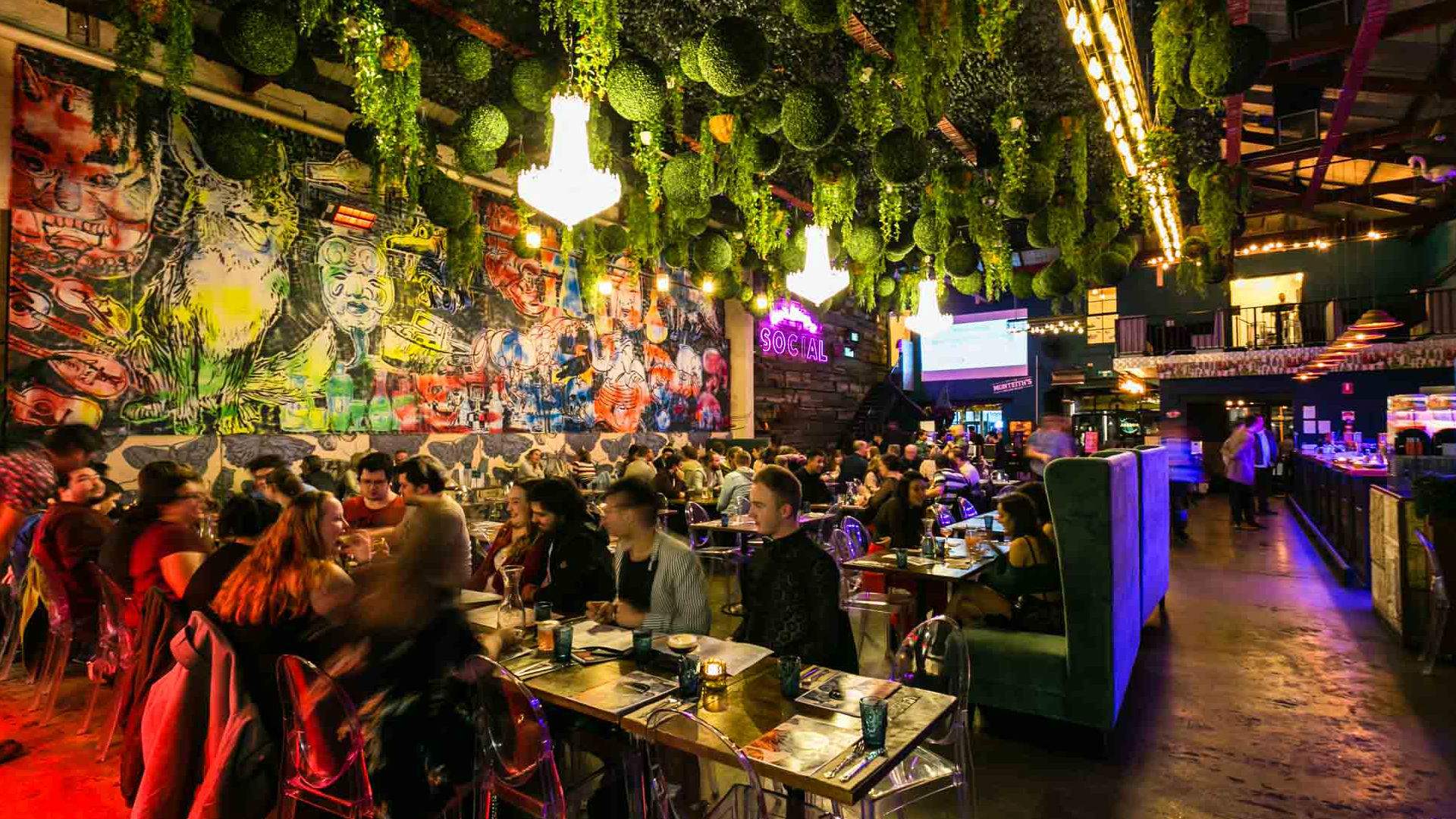Seven Spots to Head for Late-Night Kick Ons in Melbourne