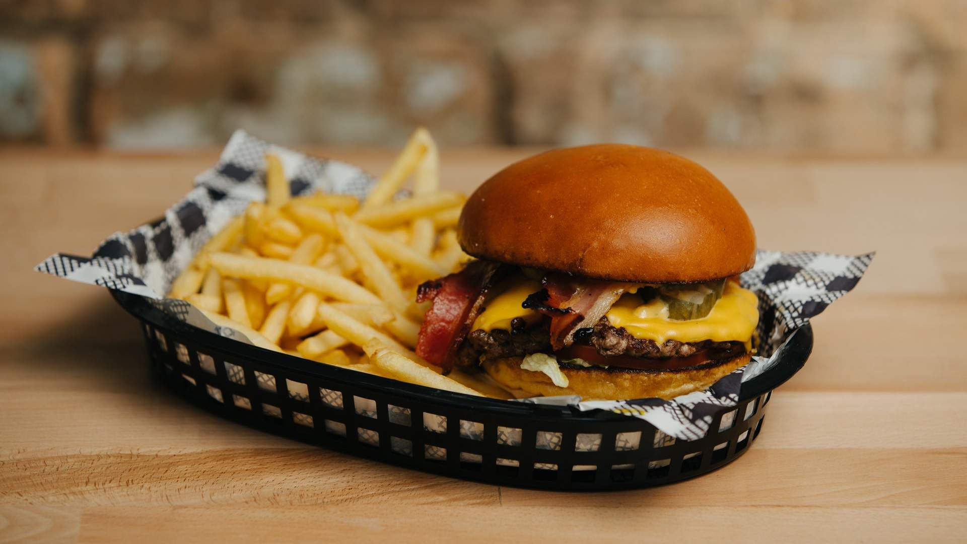 4 Ounces Is Alexandria's New Hip-Hop and Ethical Burger Joint.
