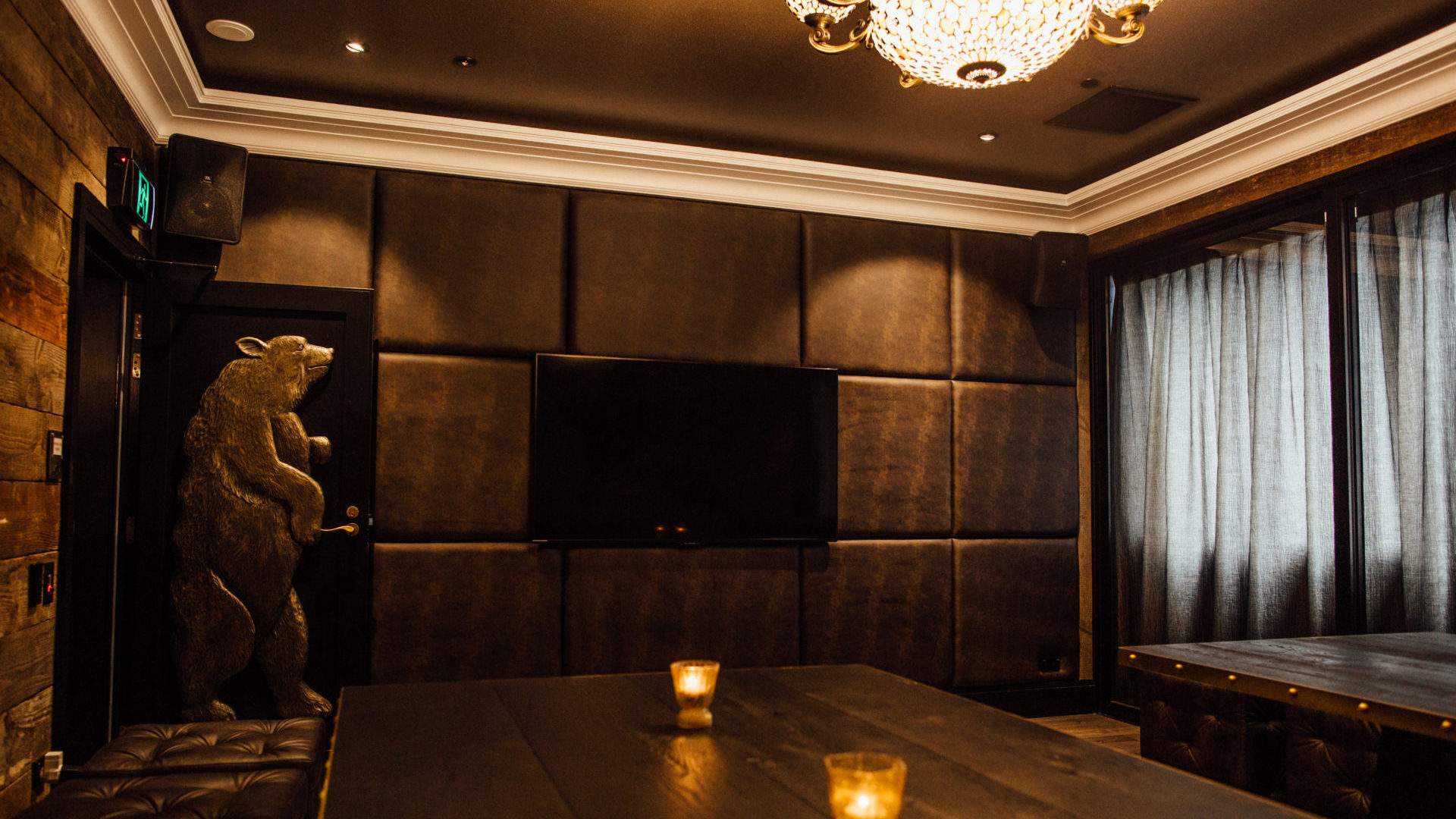 Ponsonby's Vodka Room Welcomes a New Late Night Menu and Luxury Karaoke