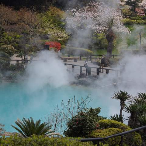 A Hot Tub Amusement Park Popped Up in Japan