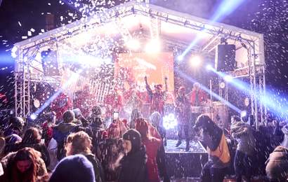 Background image for Open Champagne with a Ski at This Free Snow Party