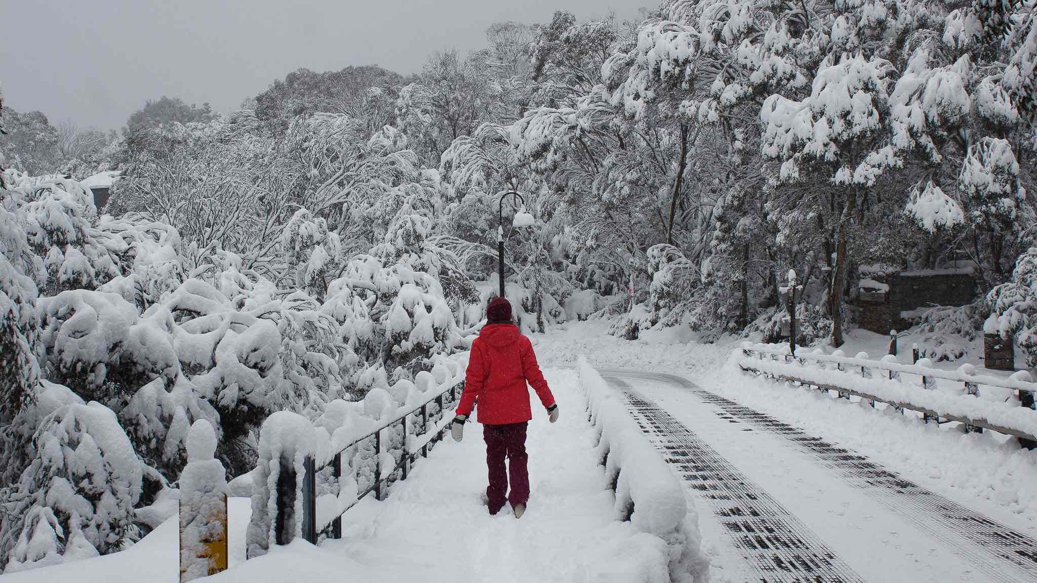 A Weekender's Guide to the Snowy Mountains During Snowtunes