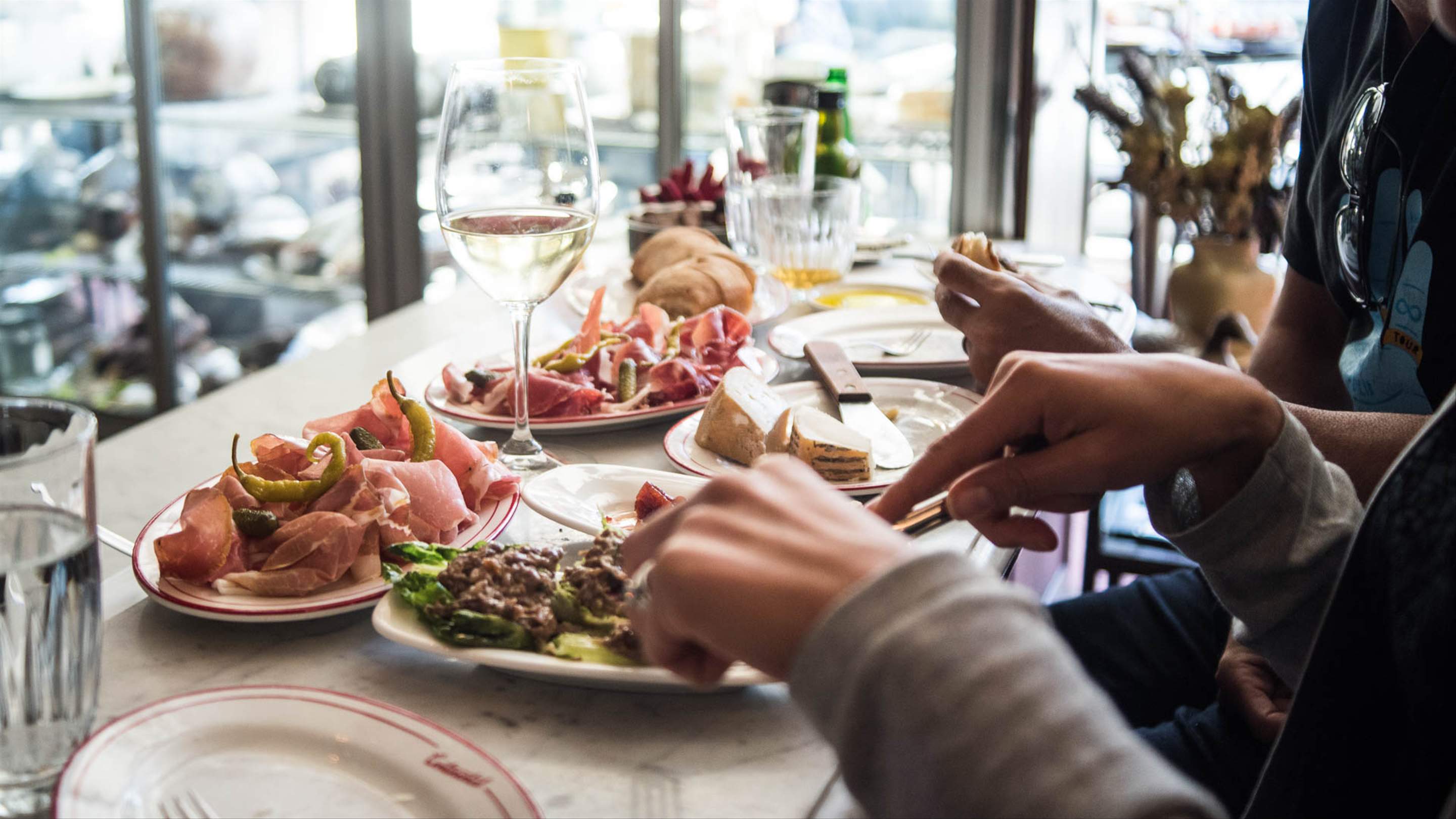 Continental Deli Bar Bistro, Newtown Review