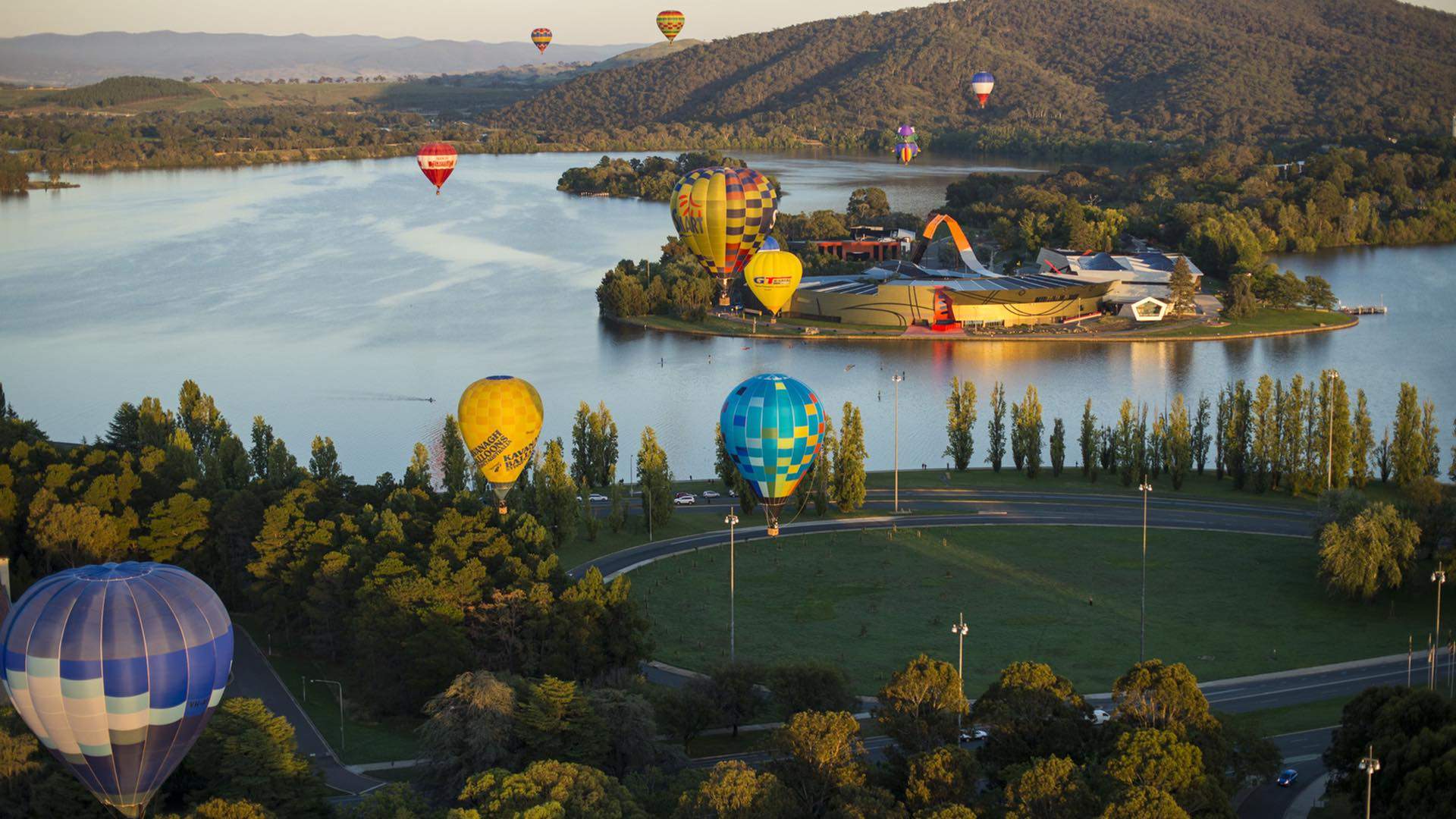 Lonely Planet Has Named Canberra as the Third Best City to Visit in 2018
