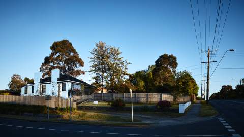 Artists Have Covered A Ferntree Gully House With Mirrors