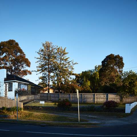 Artists Have Covered A Ferntree Gully House With Mirrors