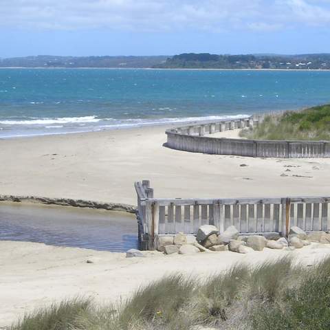 SOMERS BEACH, MORNINGTON PENINSULA - one of the best beaches in Melbourne.