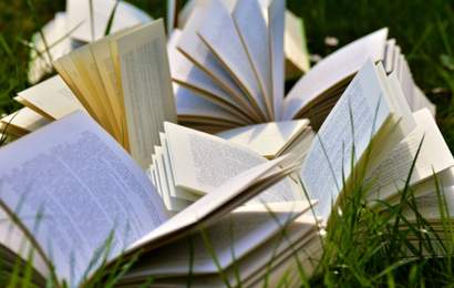 Background image for Summer Reading List 2017-18