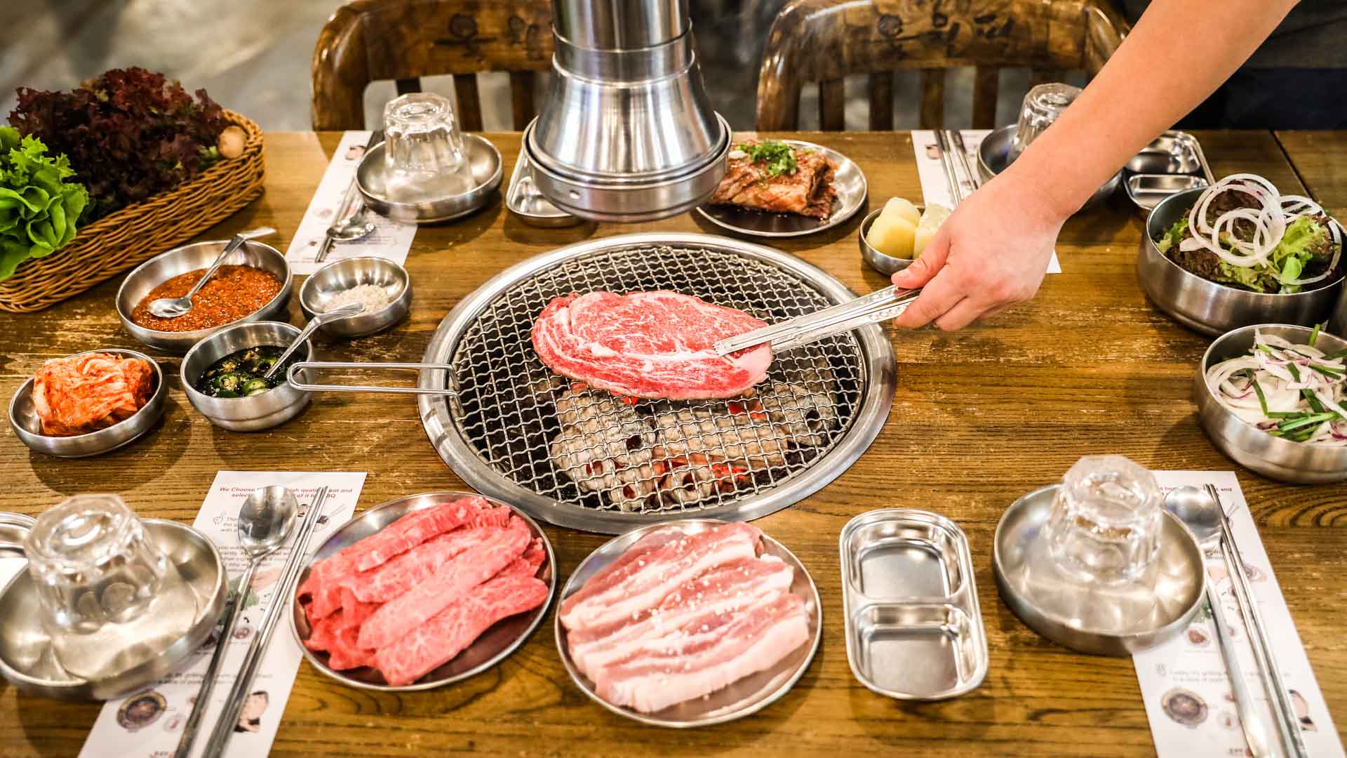 8-colours-korean-bbq-buffet-auckland-cbd-new-zealand-korean-bbq